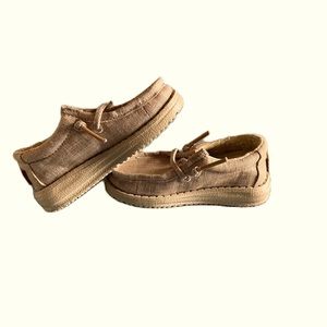 Toddler Hey Dude shoes, Size 5